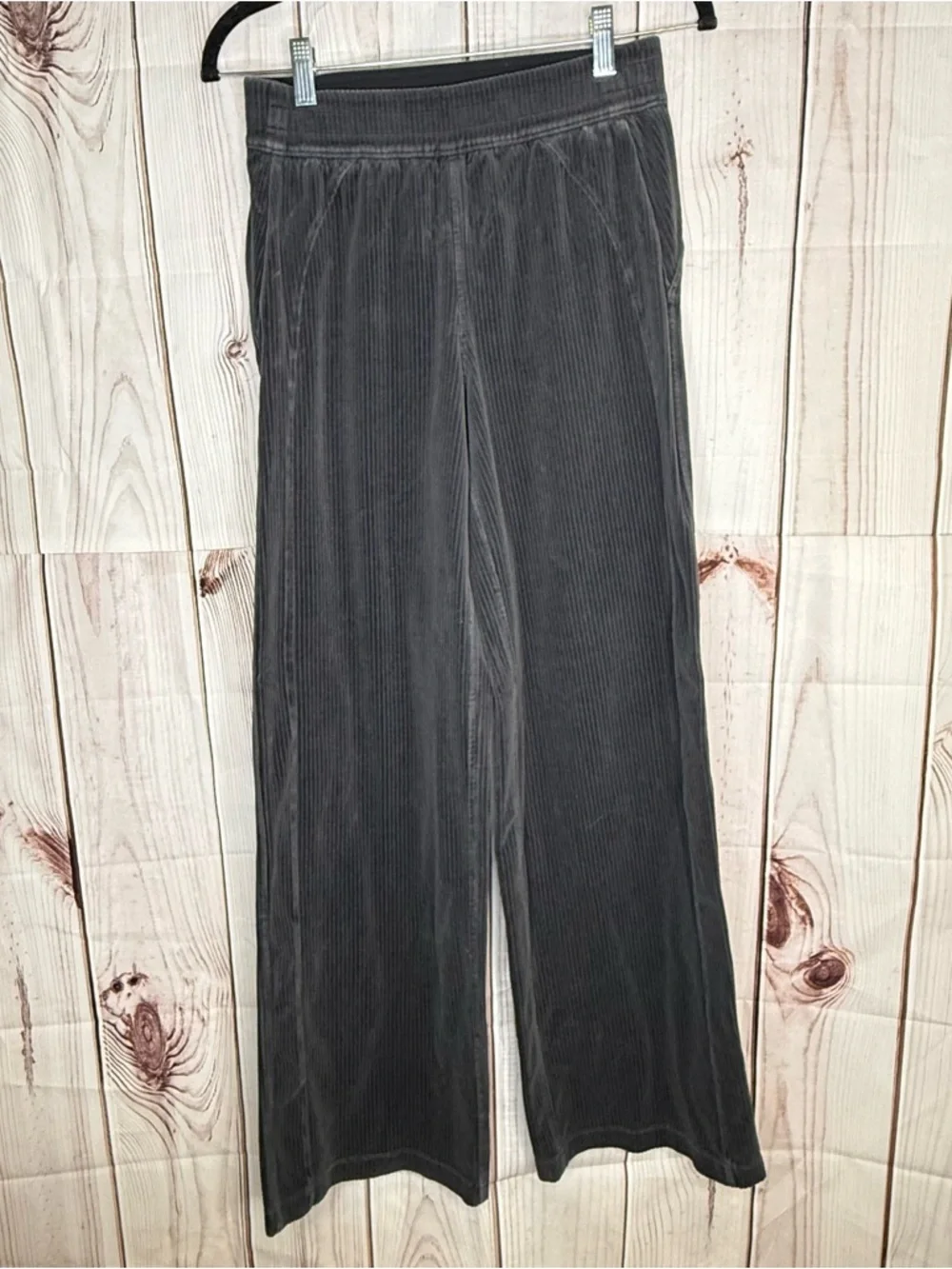 lululemon athletica vguc size